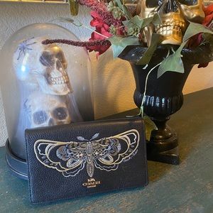 COACH SOLD OUT Chelsea Champlain clutch/wallet